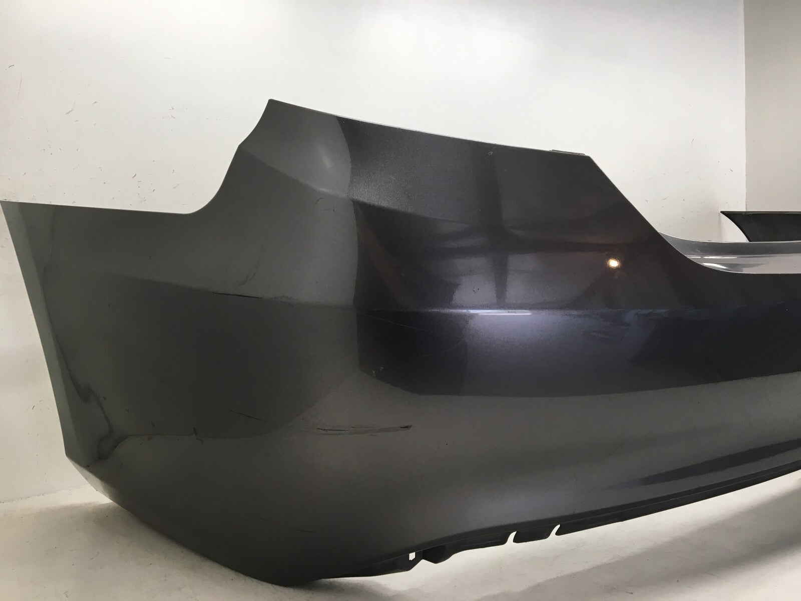Rear Bumper Cover Toyota Camry LE XLE SE XSE Hybrid LE Hybrid XLE 1H1 15-17 OEM