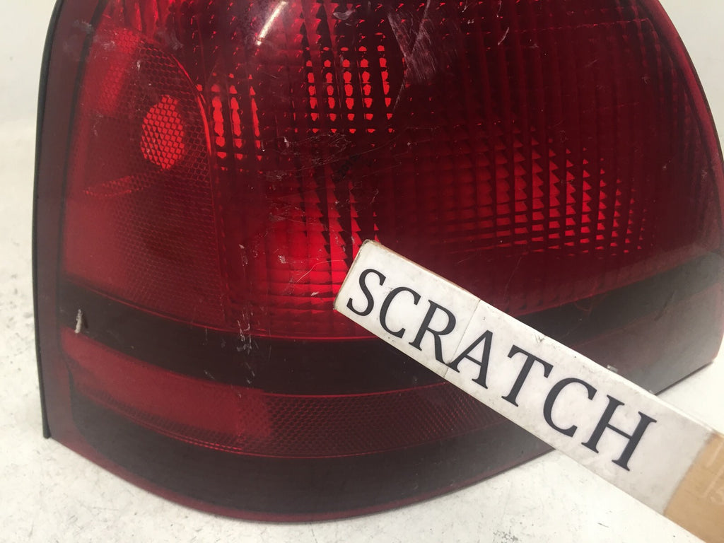 Tail light Damaged Lamp Left Driver Side LH Mercury Grand Marquis 2003-2011 OEM