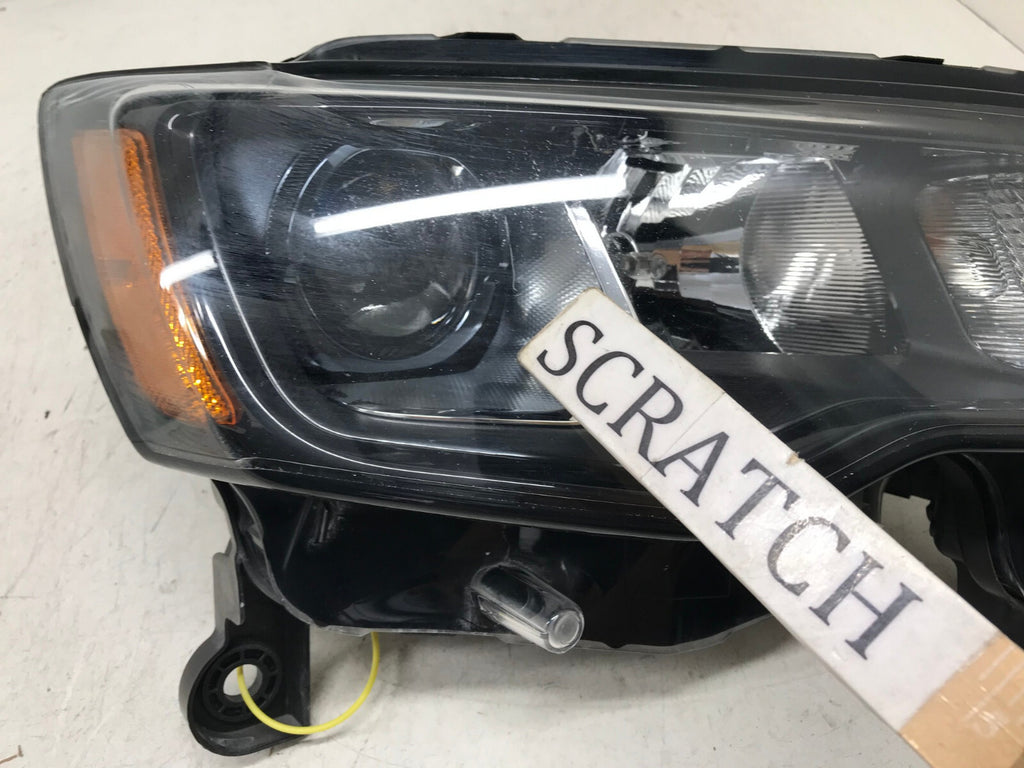 Headlight Damaged Jeep Grand Cherokee Passenger Side RH 2017-2018 68266646AD OEM