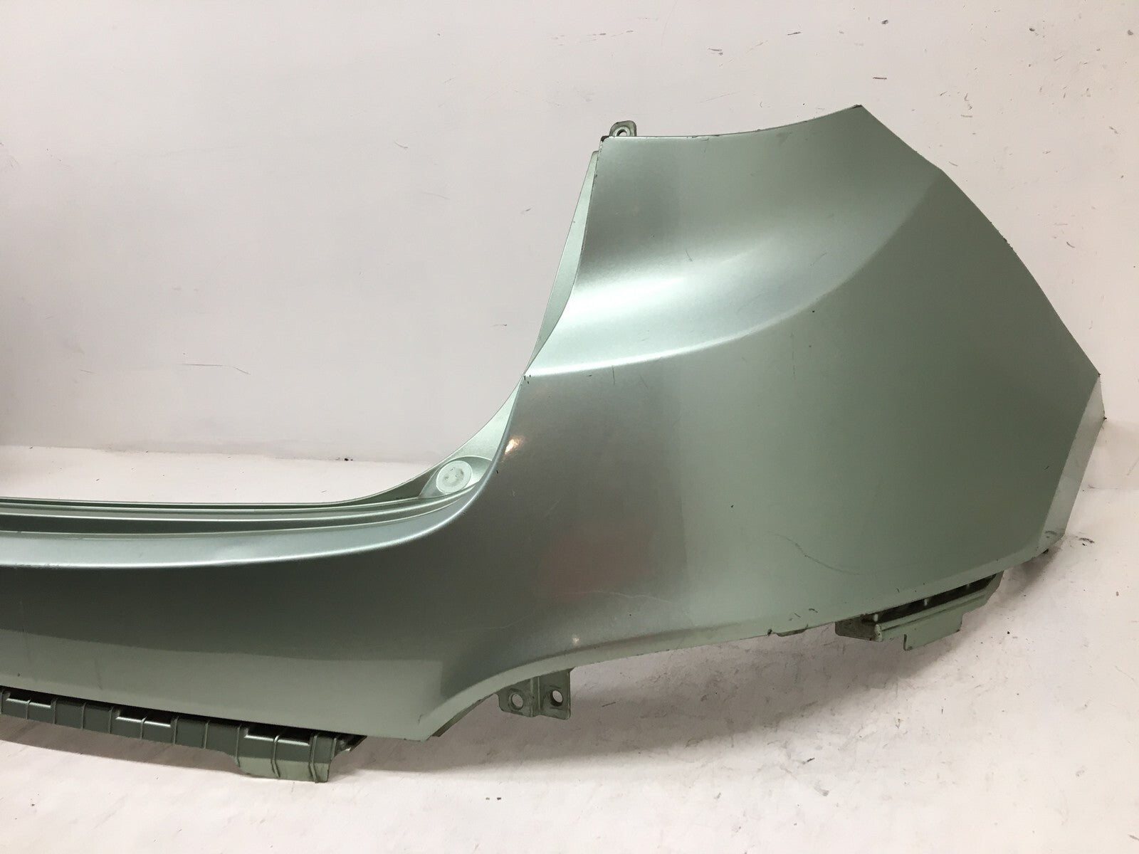 Rear Upper Bumper Cover Hyundai Tucson GL GLS Limited SE 10-2015 86611-2S000 OEM