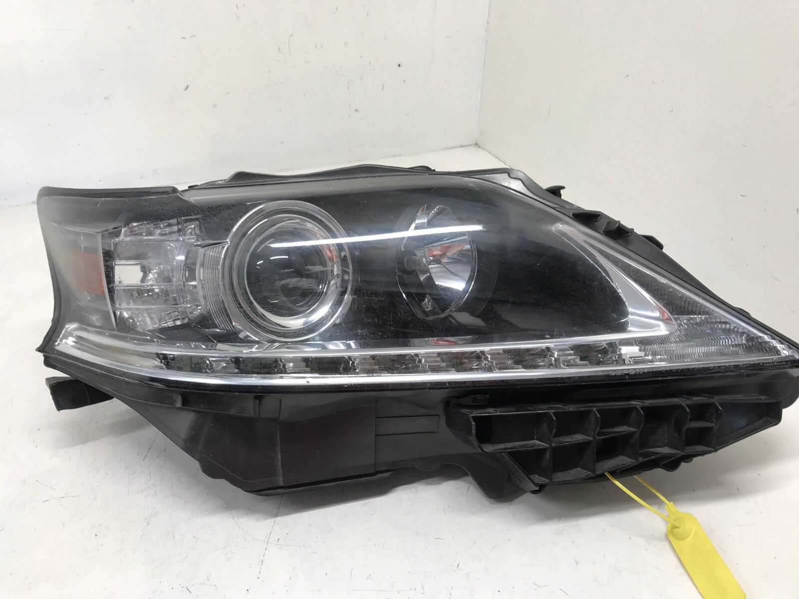 Headlight Damaged HID Halogen Right RH Lexus RX350 RX450H 13-2015 8117048A80 OEM