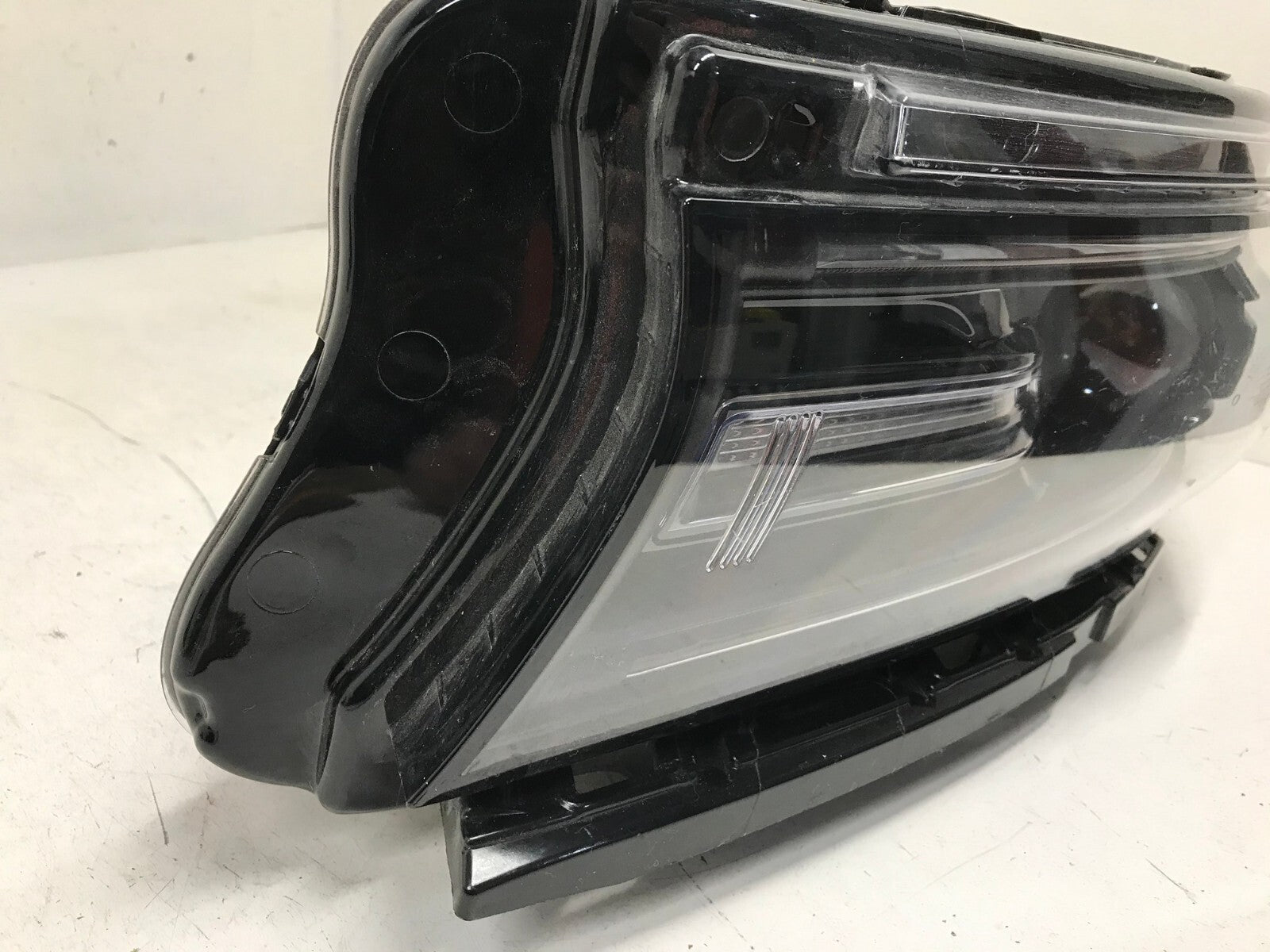 Headlight Damaged LED Passenger RH Dodge Charger 2018-2021 68410313AD OEM
