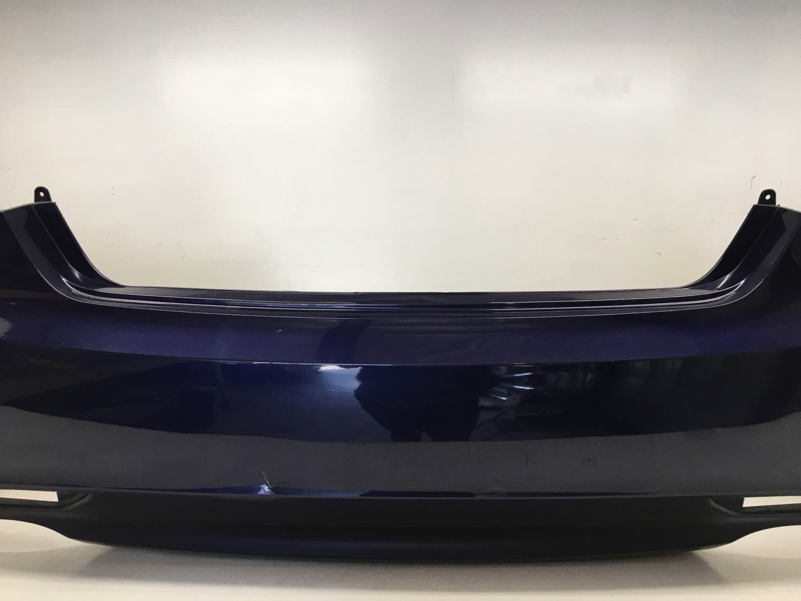Rear Bumper Cover Hyundai Sonata Limited SE 2.0T Limitd w/Dual Exhaust 11-13 OEM