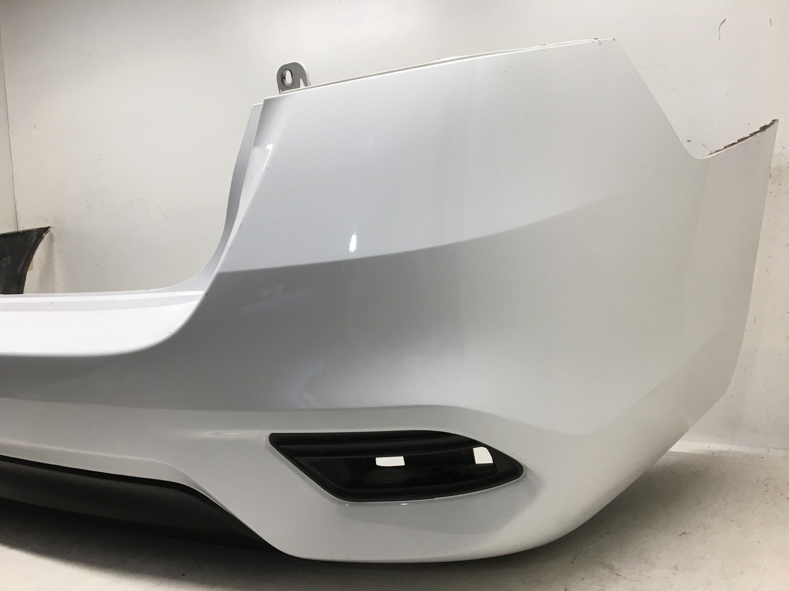Rear Bumper Cover Nissan Sentra S SL SV FE S 2016-2018 85022-3YU0H OEM