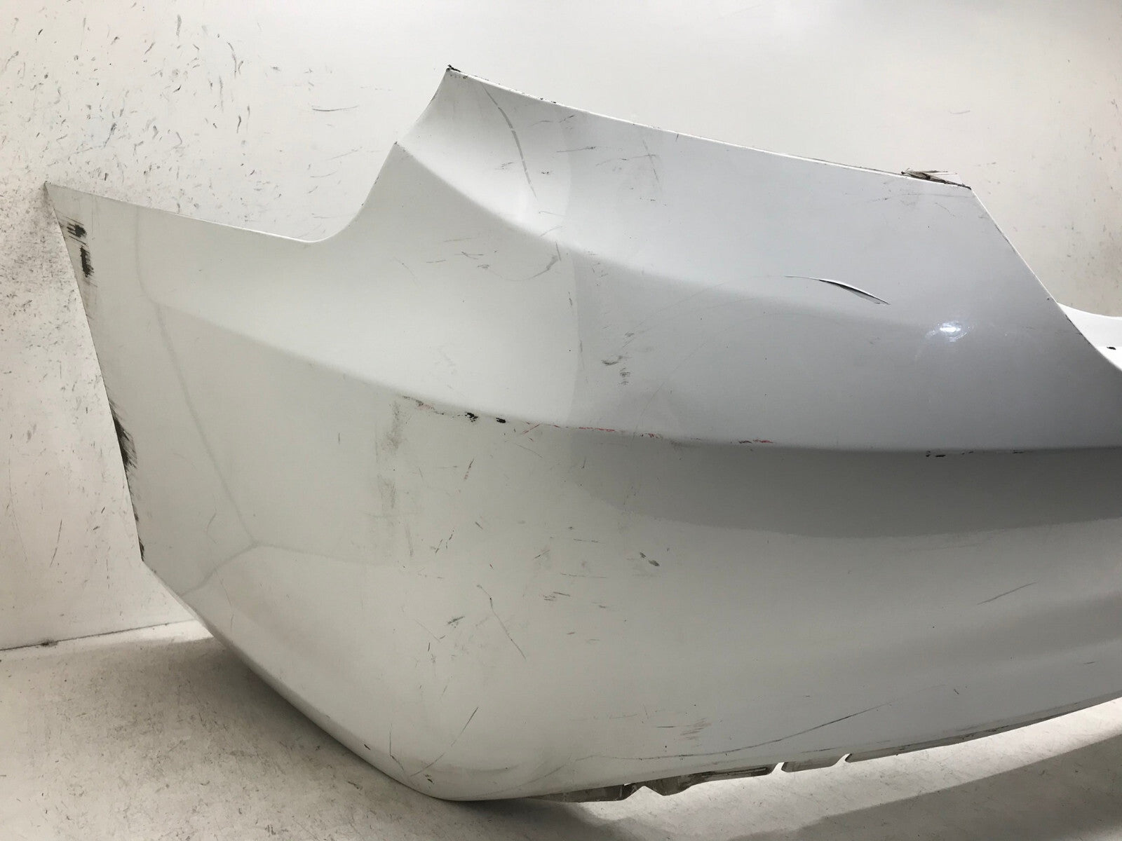 Rear Bumper Cover Toyota Camry LE XLE SE XSE Hybrid 040�15-2017 52159-06390 OEM5