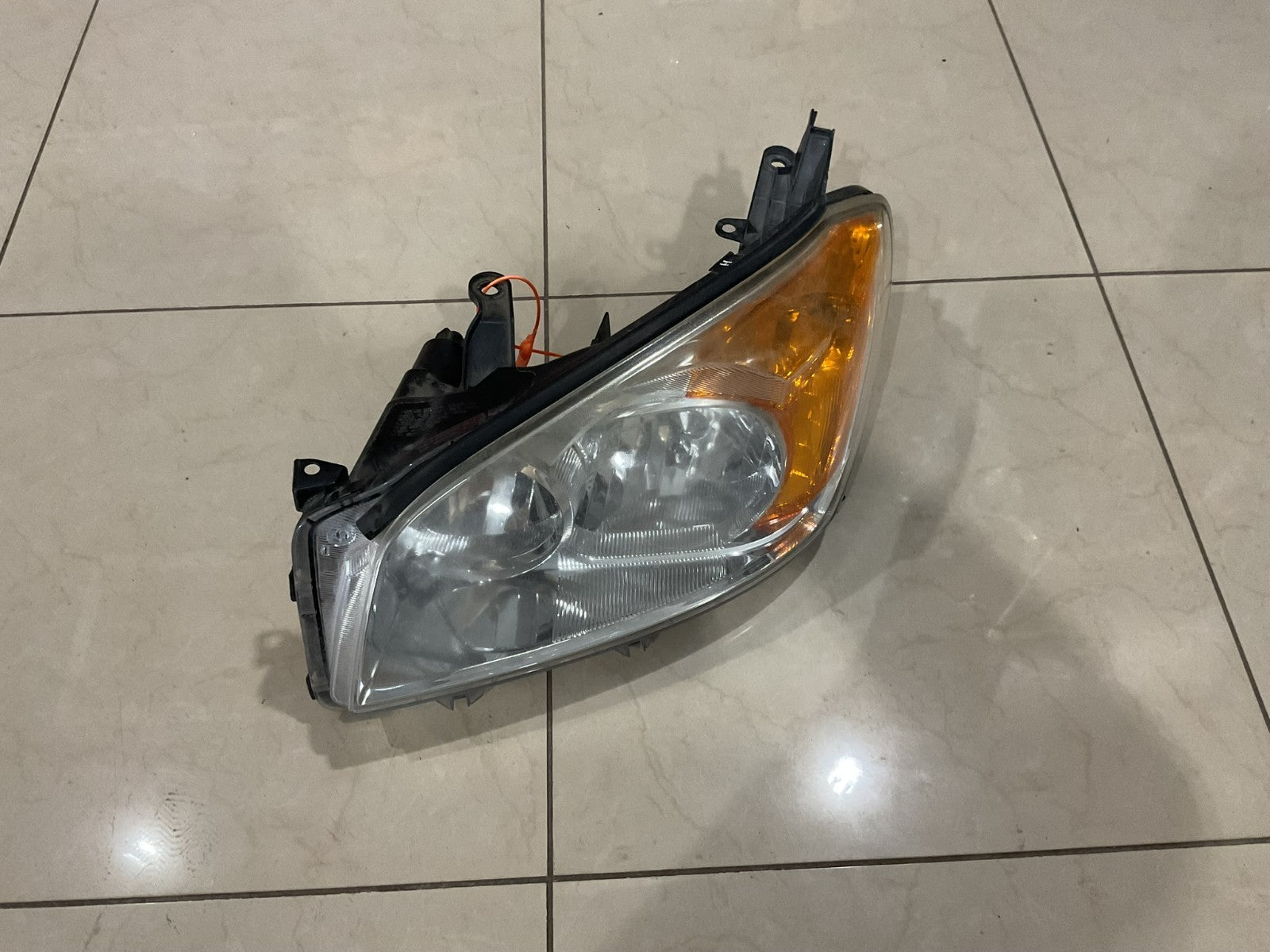 Headlight Left Driver LH 2009-2012 Toyota RAV4 81150+0r010 OEM