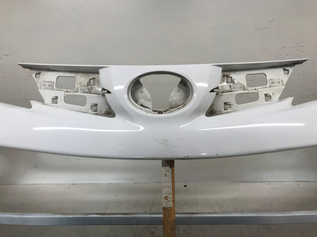 Front Bumper Cover White Toyota RAV4 LE/XLE/Limited 2016-2017 52119-0R911 OEM