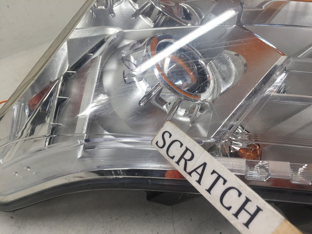 Halogen Headlight Damaged Headlamp Right Passenger RH Cadillac SRX 10-16 OEM