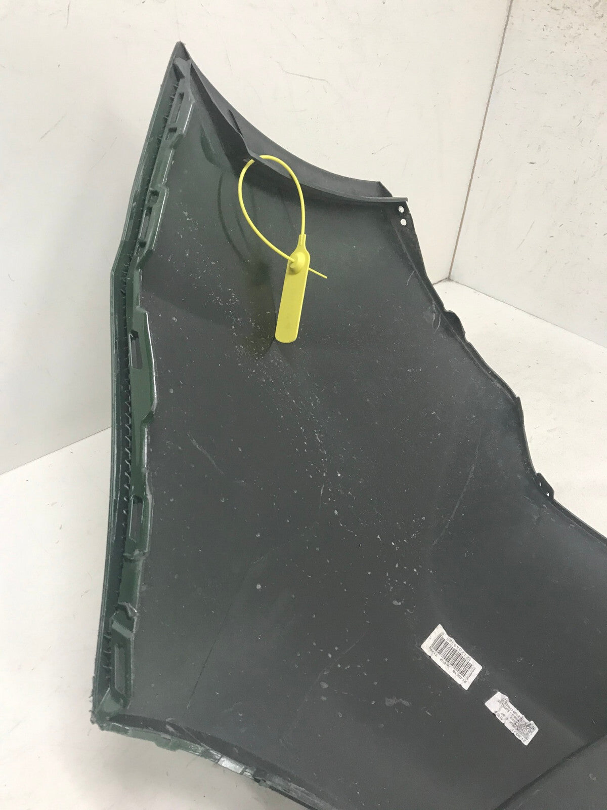 Rear Upper Bumper Cover Green Kia Soul 2020-2021 86611-K0000 OEM