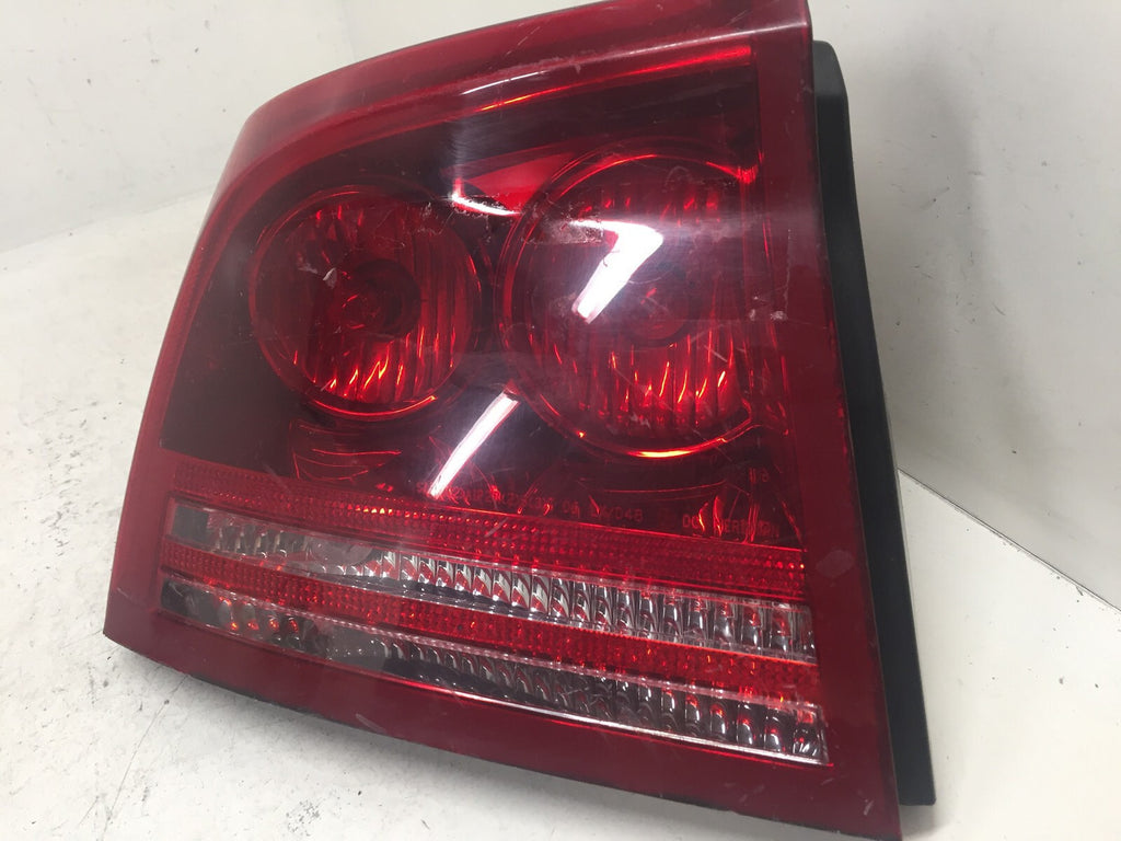 Tail light Damaged Lamp Left Driver Side LH Dodge Charger 2006-2008 OEM