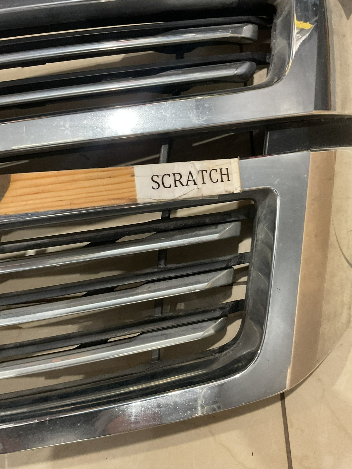 Grille Grill 2015-2020 Chevrolet Tahoe Suburban anh72352 OEM