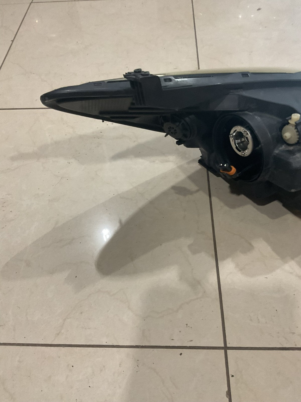 Headlight Left Driver LH 16-18 19 Chevy Cruze 84106694 OEM