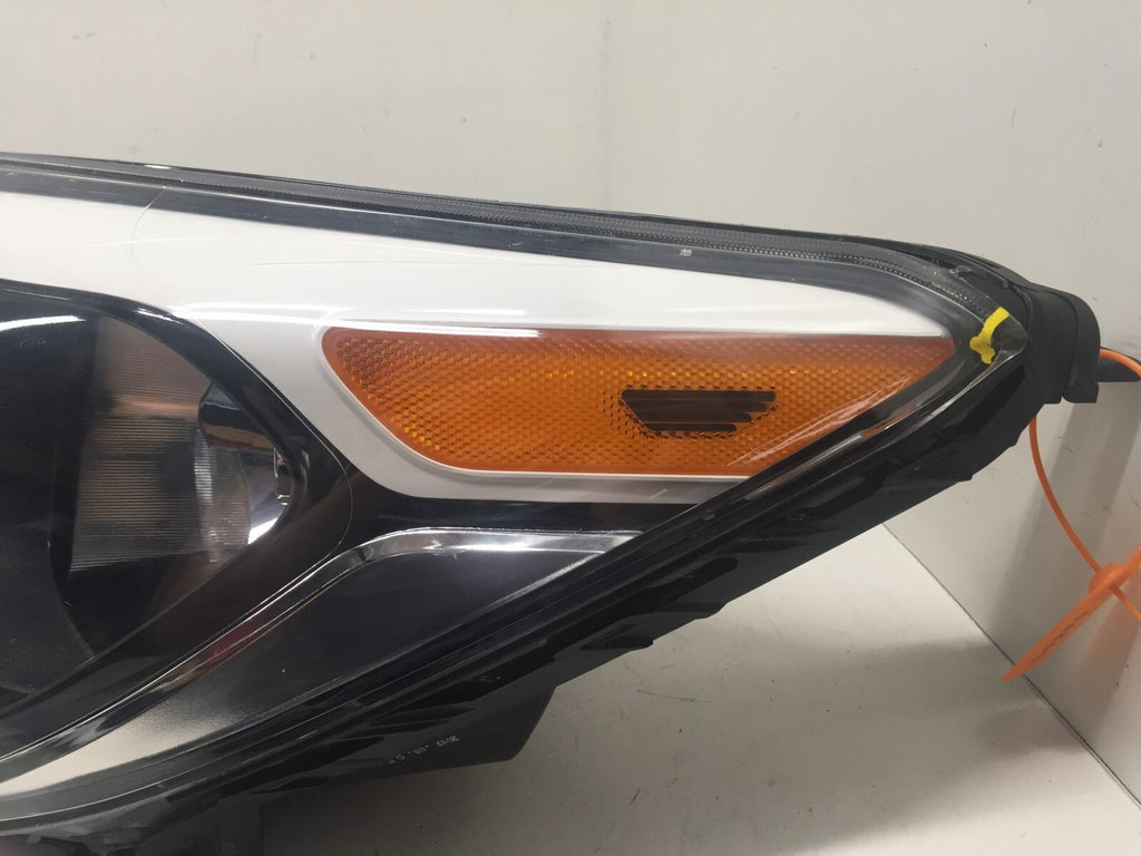 Head light Damaged LED Driver LH Left Kia Soul EV 2015-2016 92101-B2000 OEM