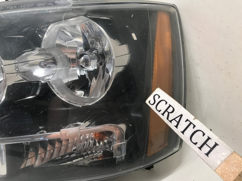 Headlight Damaged LH Driver 2007-2014 Chevy Tahoe Suburban 1500 22853025 OEM