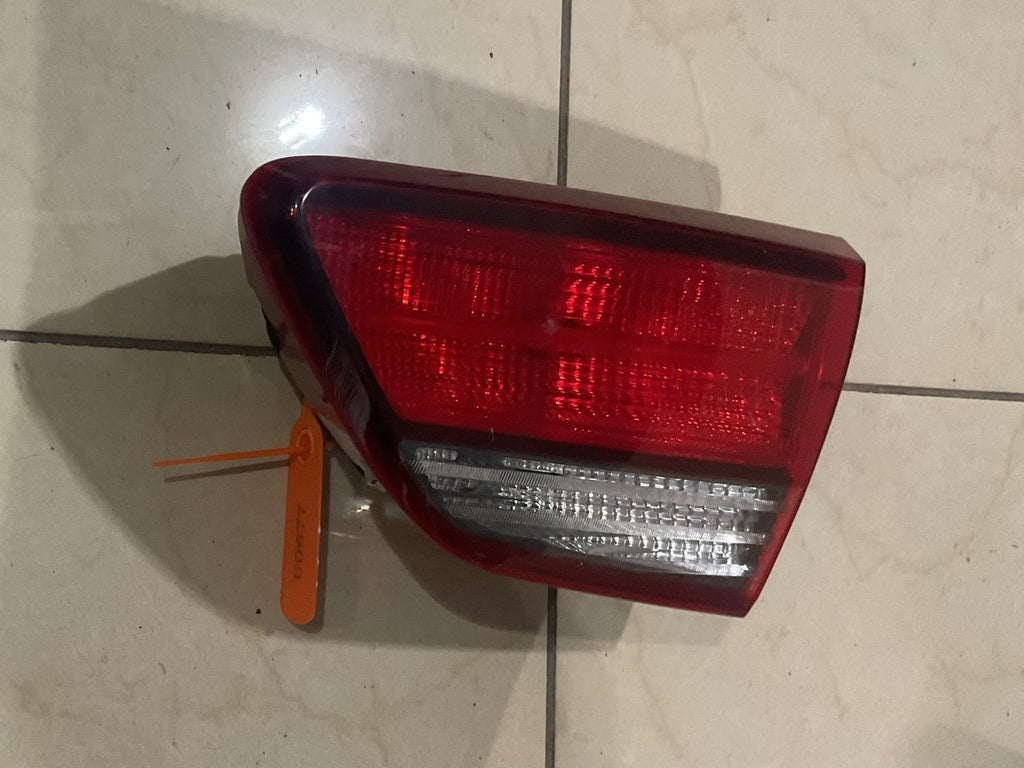 Tail Light Right RH Passenger 2018-2023 Kia Rio Sedan 92404+h91 OEM