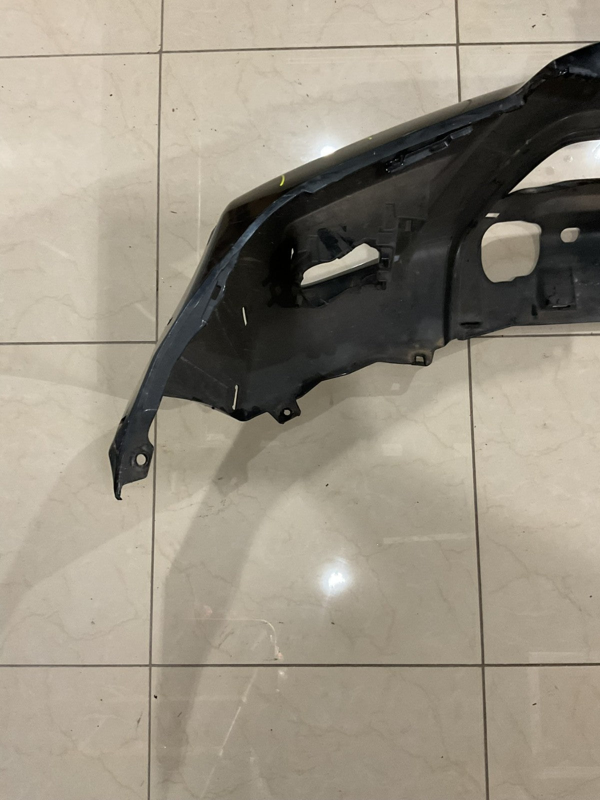 Front Bumper Cover Black Toyota Tacoma Base/Prerunner 2012-15 52119+04060 OEM