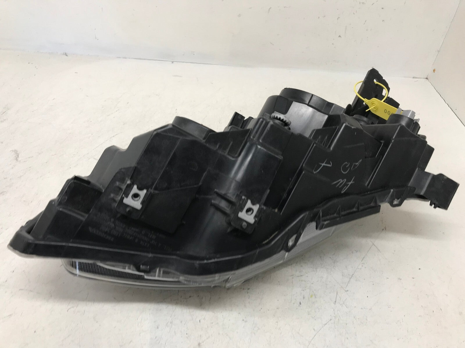 Headlight Damaged RH Right 2016-2020 Honda Civic 33100-TGG-A010 OEM