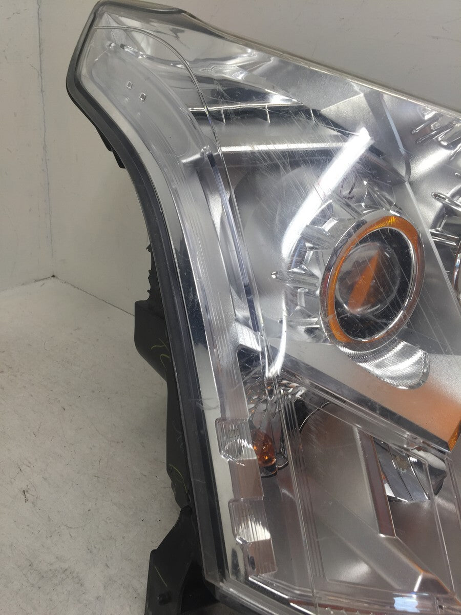 Halogen Headlight Damaged Headlamp Right Passenger RH Cadillac SRX 10-16 OEM