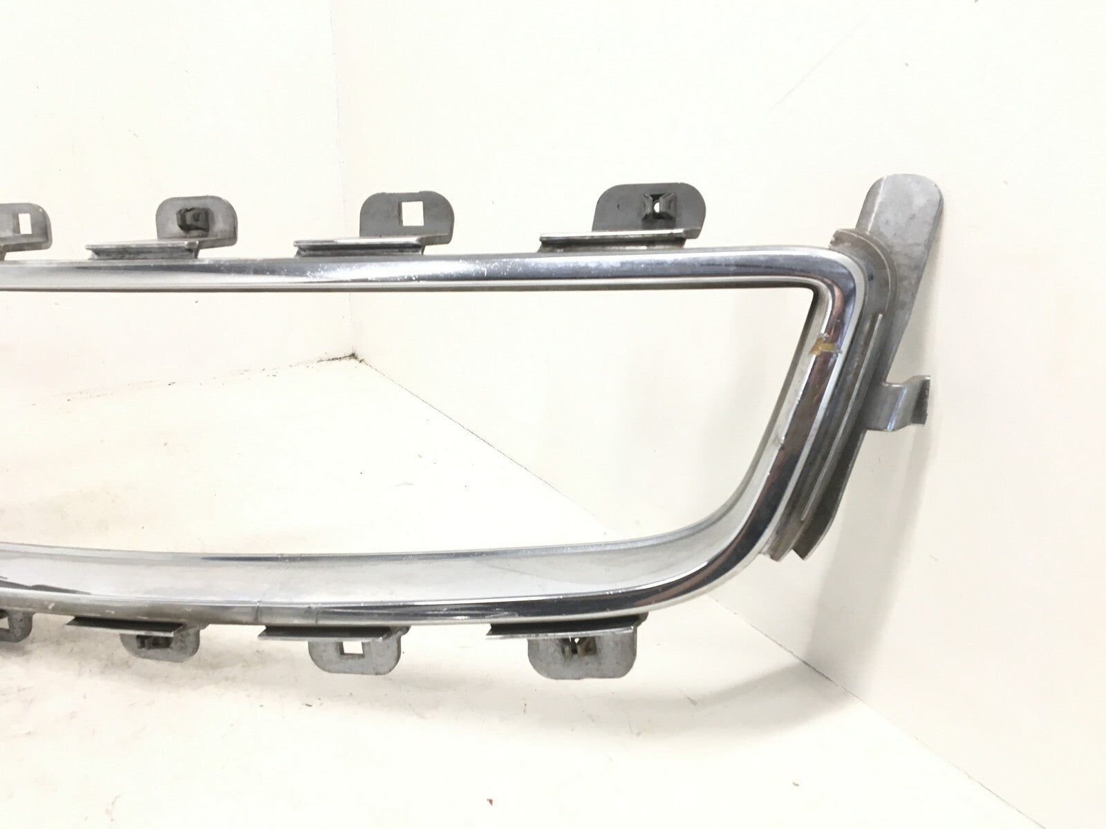 Grille Grill Chevy Chevrolet Malibu 2008-2012 25784043 OEM