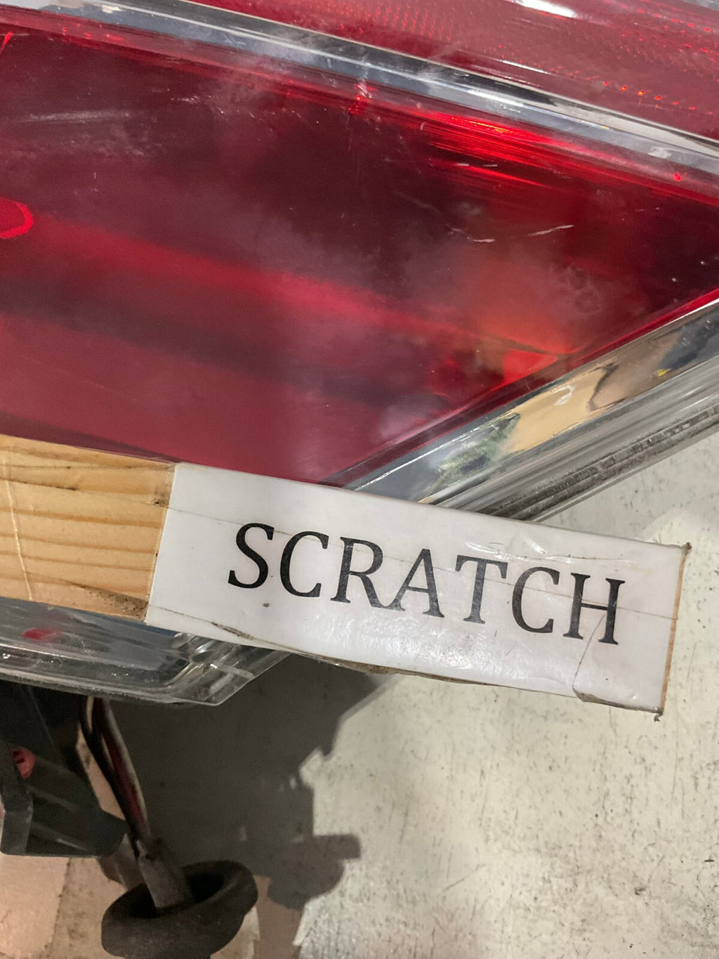 Tail light Damaged Left Driver LH 2019-2020 Hyundai Elantra 92403-F3500 OEM
