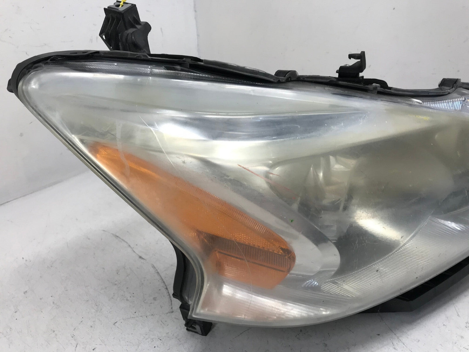 Headlight Damaged RH Right Nissan Altima Sedan 2013 2014 2015 26010-3TA0A OEM