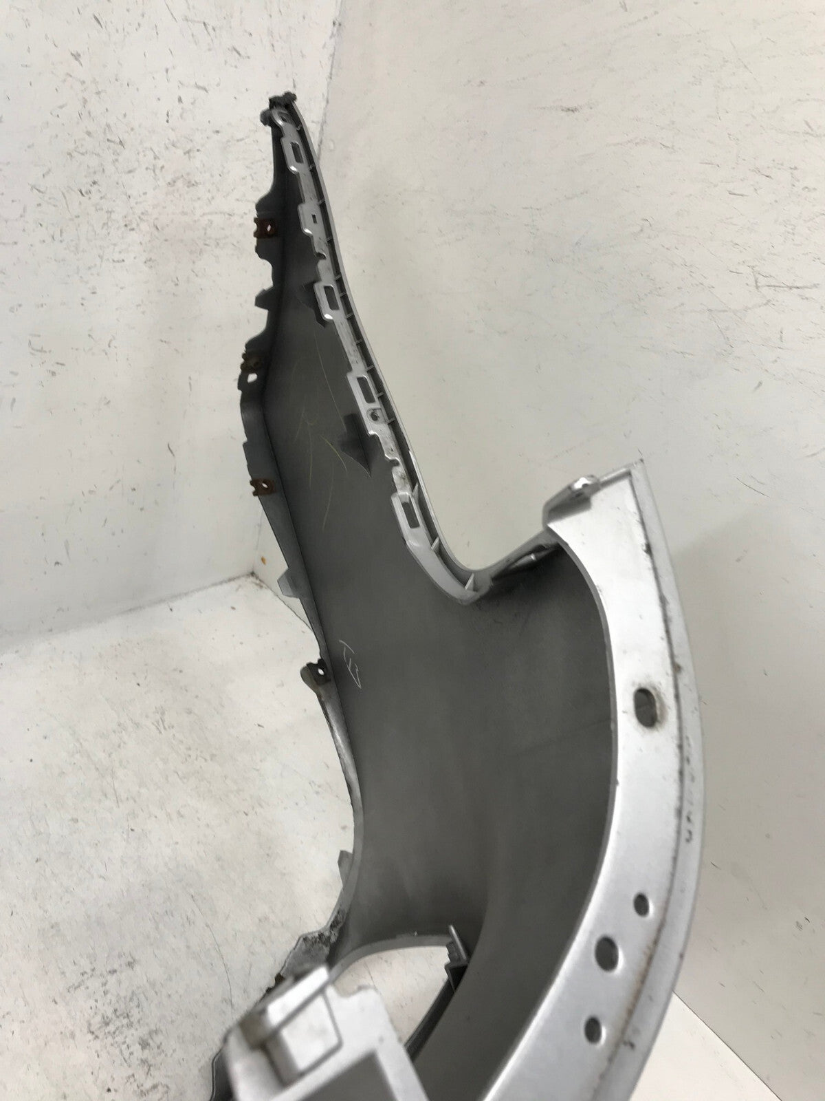 Rear Bumper Cover Silver Kia Sorento EX/Ltd 14-15 w/Sensor Holes 86611-1U500 OEM