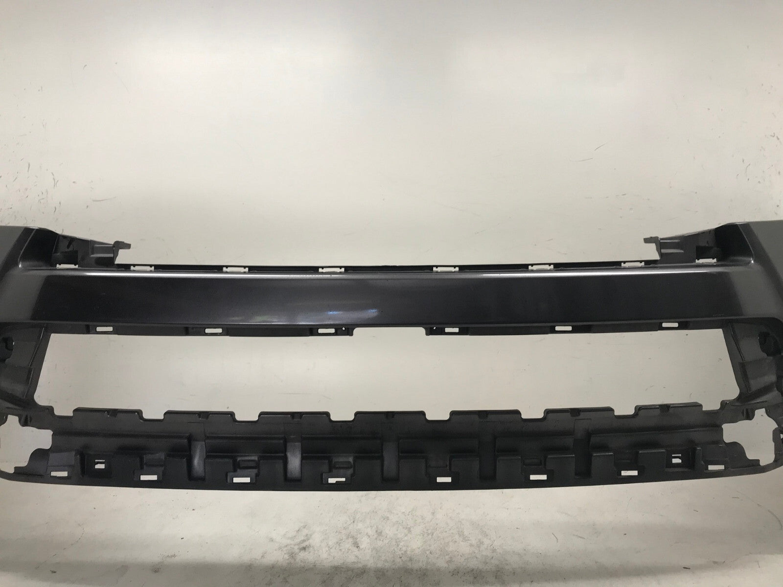 Front Bumper Cover Gray 17-19 Toyota Highlander LE/Plus/XLE/SE 52119-0E350 OEM