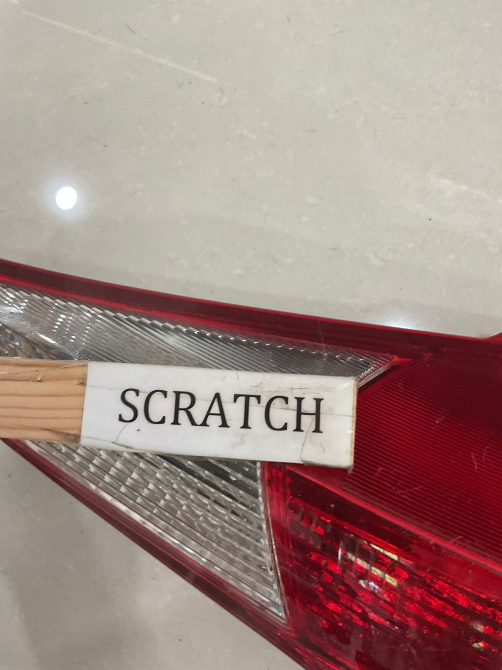 Tail light Damaged Right Passenger RH 2013 - 2015 Toyota RAV4 CAPA
