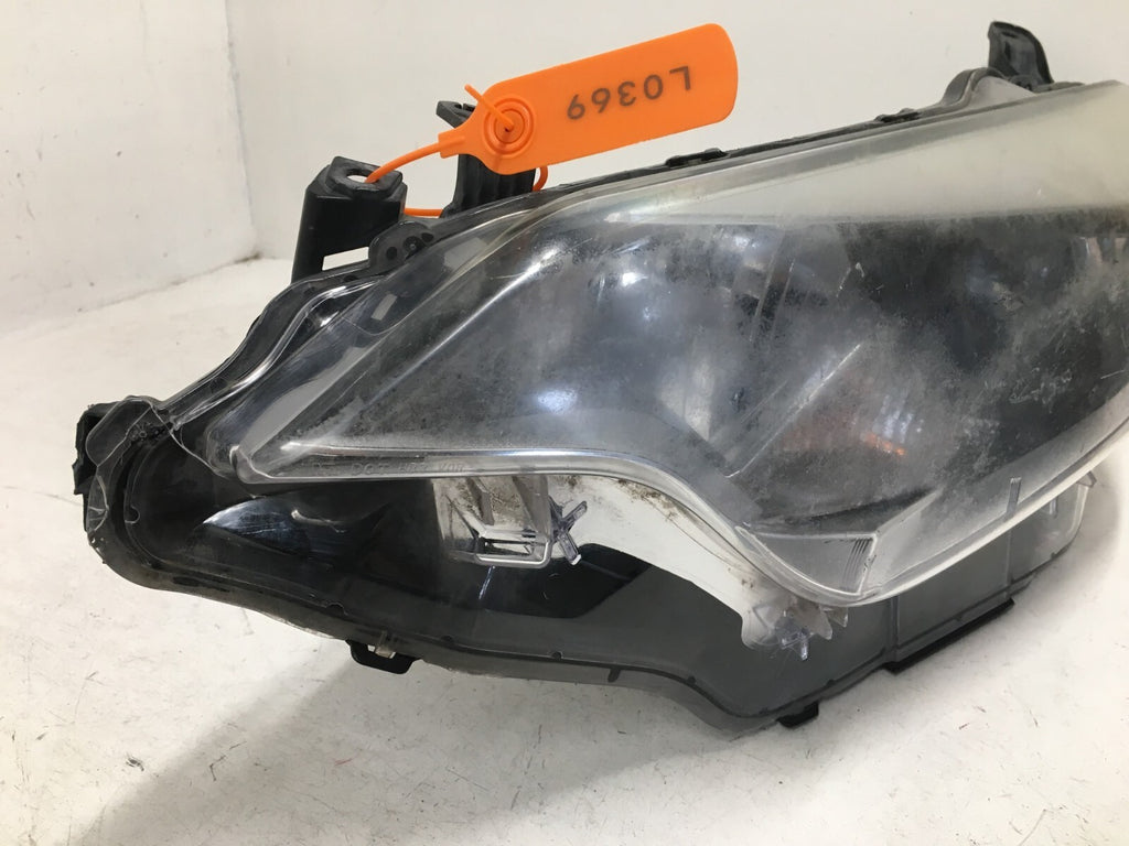 Headlight Damaged Headlamp Driver LH Toyota Corolla 2014-2016 81150-02E60 OEM