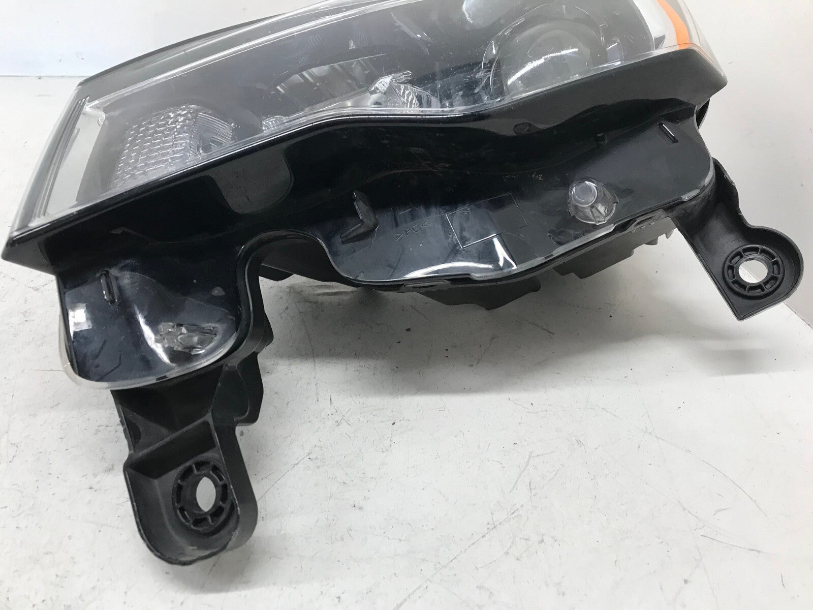 Headlight Damaged Left LH Driver Jeep Grand Cherokee 17-22 68289235AD OEM