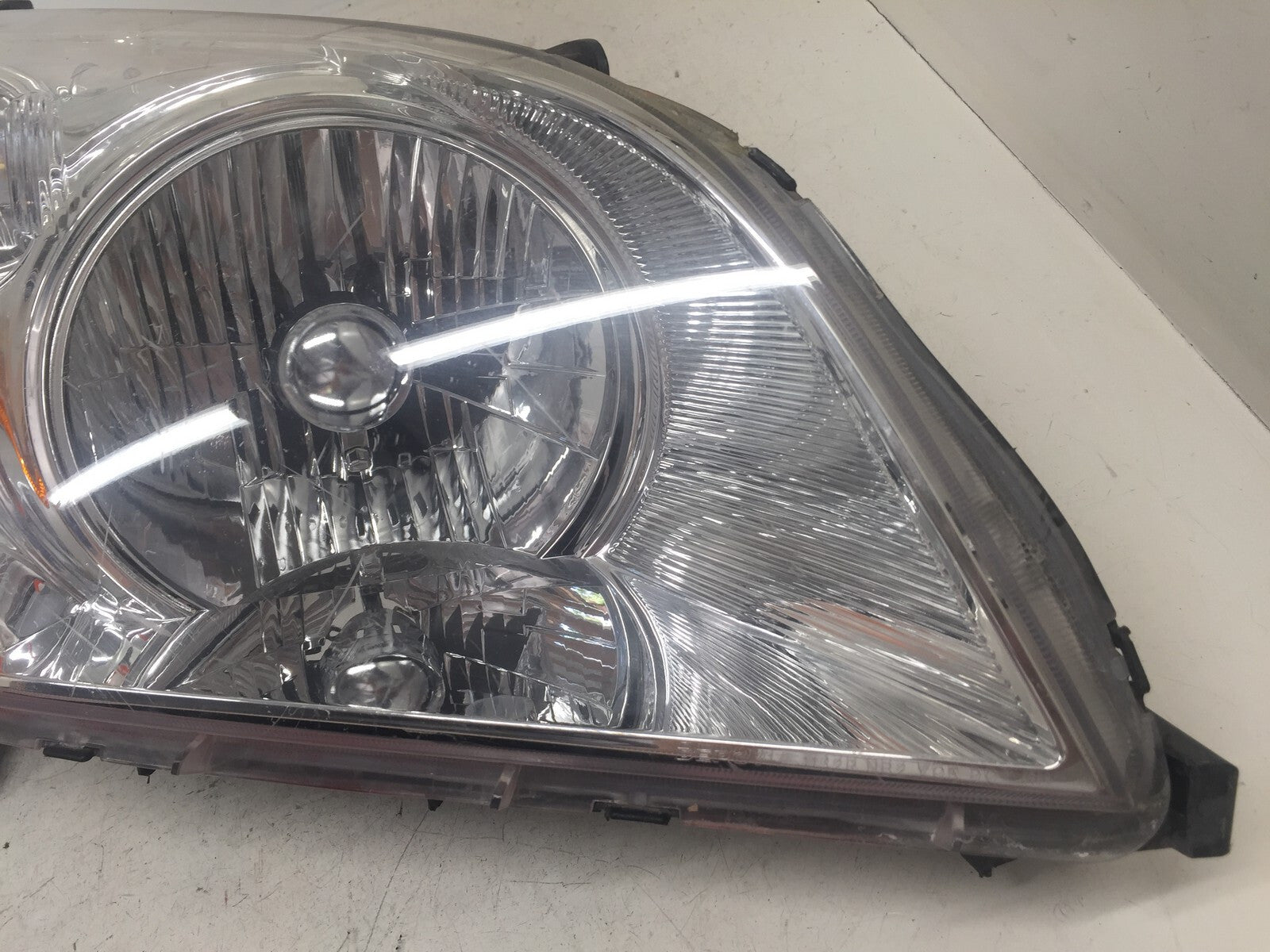 Headlight Damaged Headlamp Passenger Right RH Honda Pilot 03-05 33101S9VA01 OEM