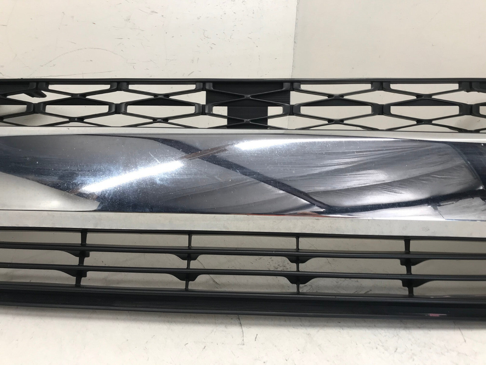 Grille Grill 2014-2020 Toyota 4Runner?Limited 52701-35010 OEM