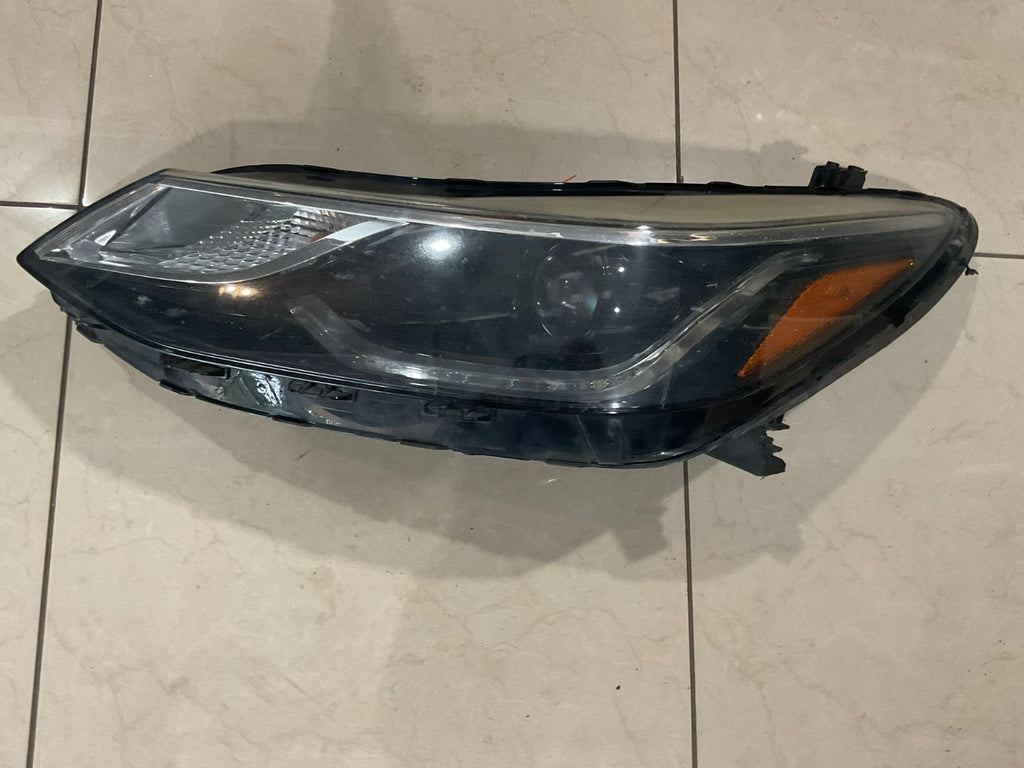 Headlight Left Driver LH 16-18 19 Chevy Cruze 84106694 OEM