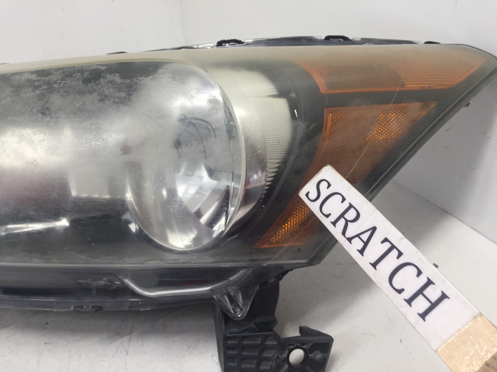Headlight Damaged Halogen Left Driver LH Honda Accord Sedan 2008-2012 OEM