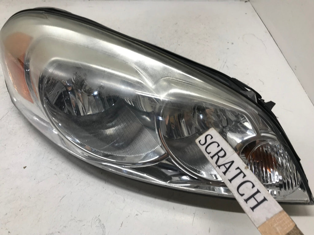 Headlight Damaged Passenger RH Chevy Impala Monte Carlo 2006-2016 25958360 OEM
