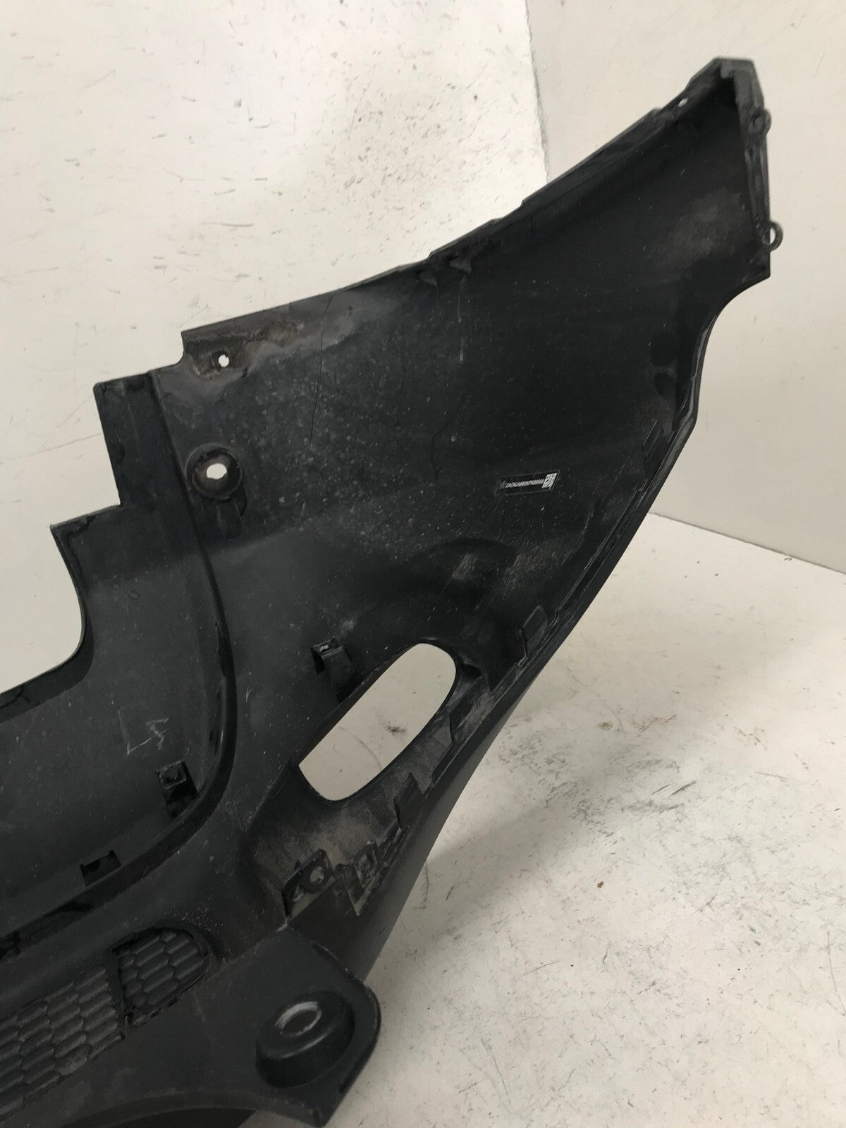 Rear Bumper Cover Black Jeep Renegade 14-17 735579025 OEM
