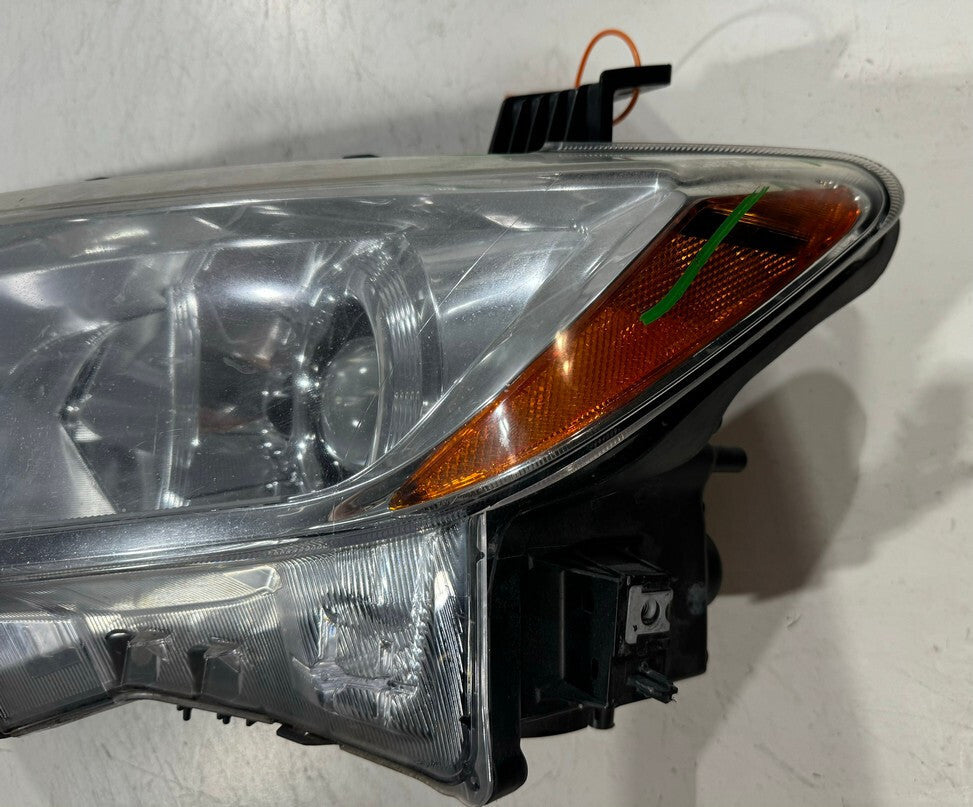Headlight Damaged 2014 2015 Nissan Rouge RH Passenger SAE AHRIPP2DRL 12 OEM