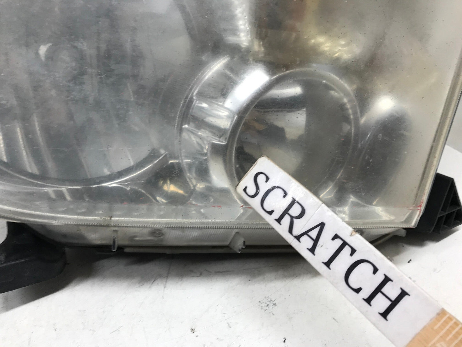 Headlight Damaged Halogen Passenger RH Toyota Sequoia Tundra 2008-2013 OEM4
