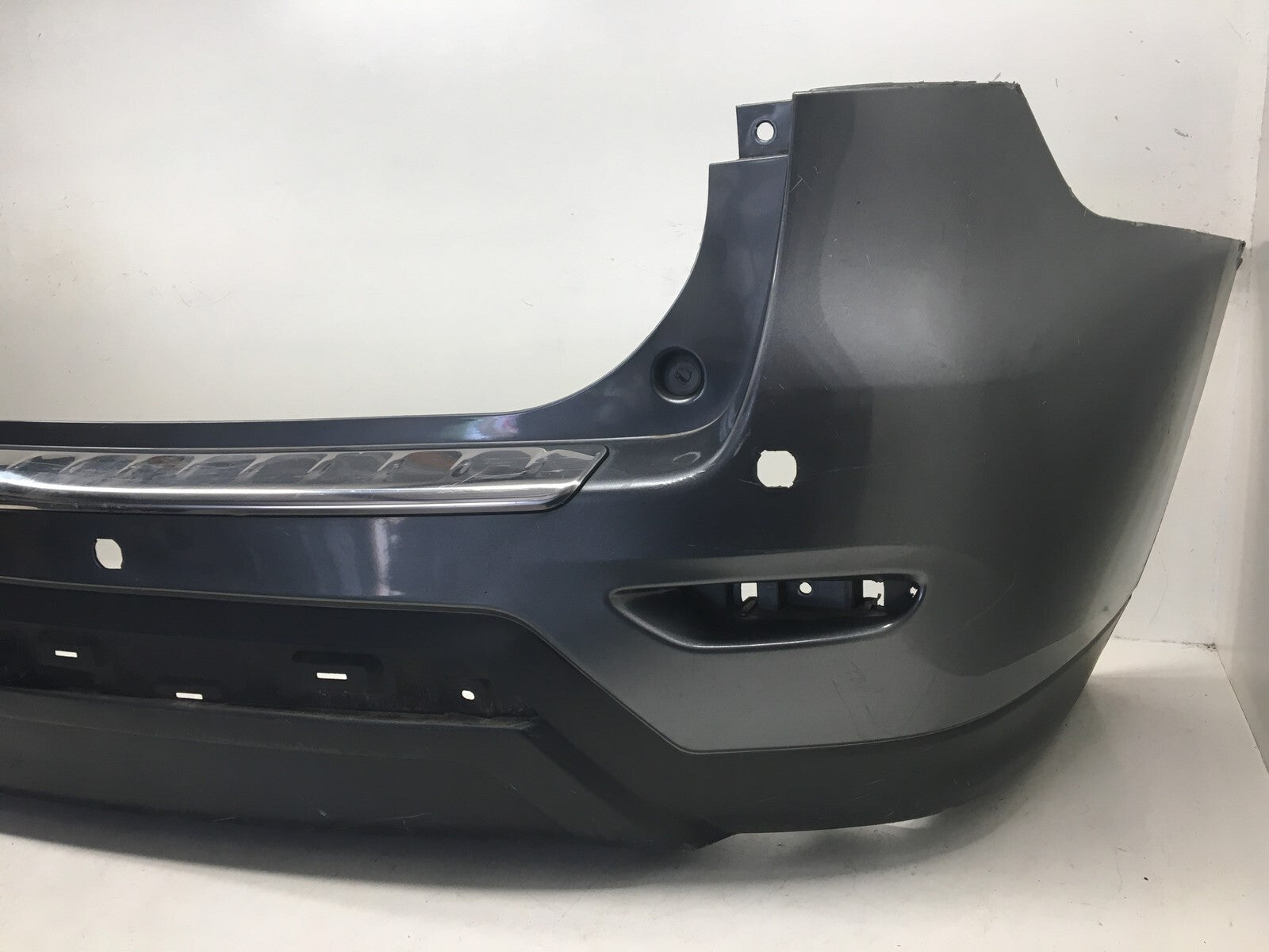 Rear Bumper Cover Nissan Pathfinder Platinum SV Hybrid w/o Sens Holes 13-16 OEM2