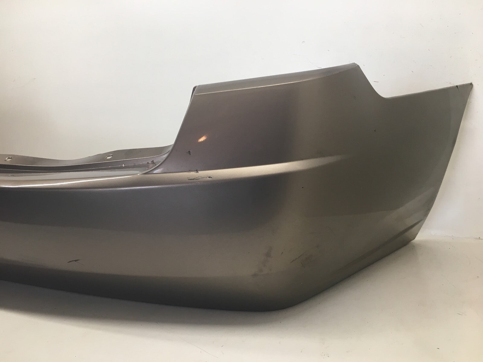 Rear Bumper Cover Chevrolet Malibu Base/LS/LT/LTZ 2004-2008 12335940 Original