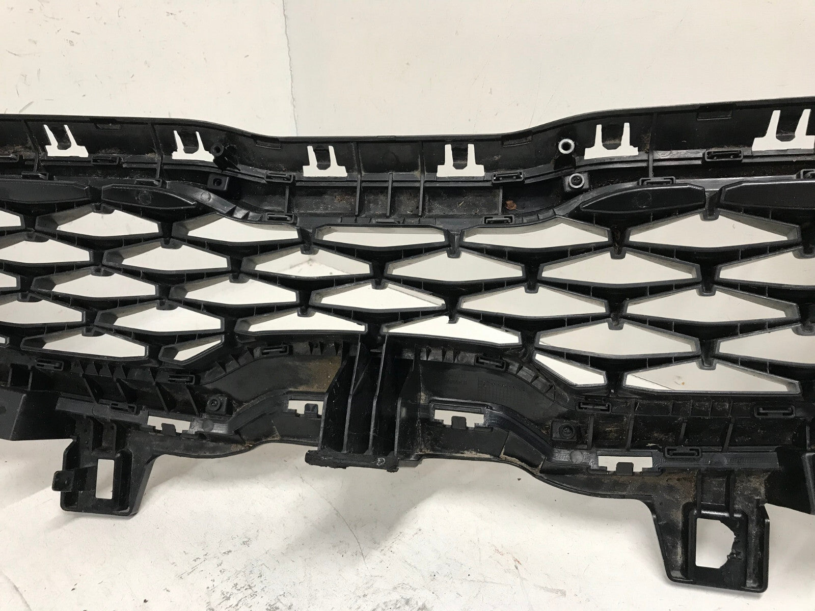 Grill Grille 2019-2021 Kia Forte 86351-M6000 OEM