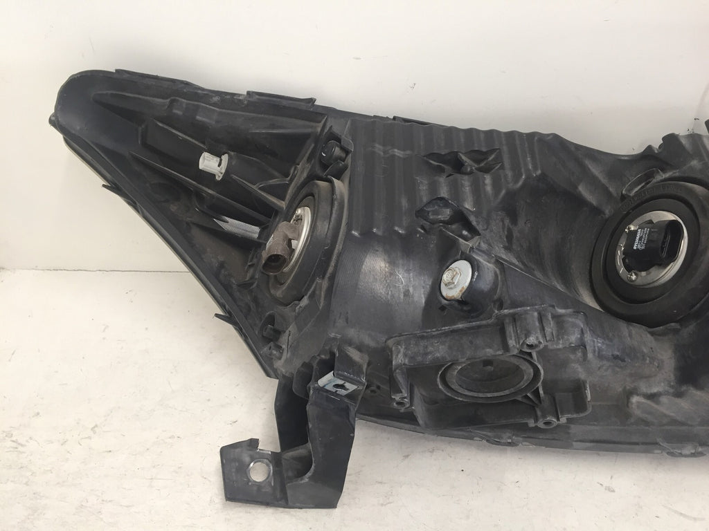 Headlight Damaged Halogen Left Driver LH Honda Accord Sedan 2008-2012 OEM