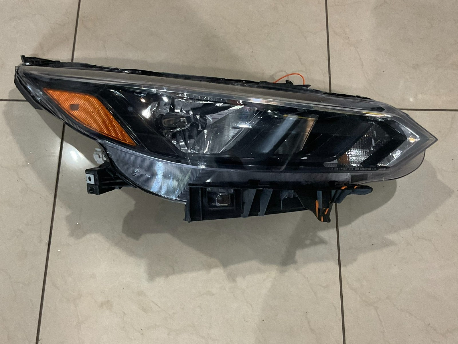 Headlight Right Passenger RH Nissan Sentra S/SV 2024-2025 CAPA