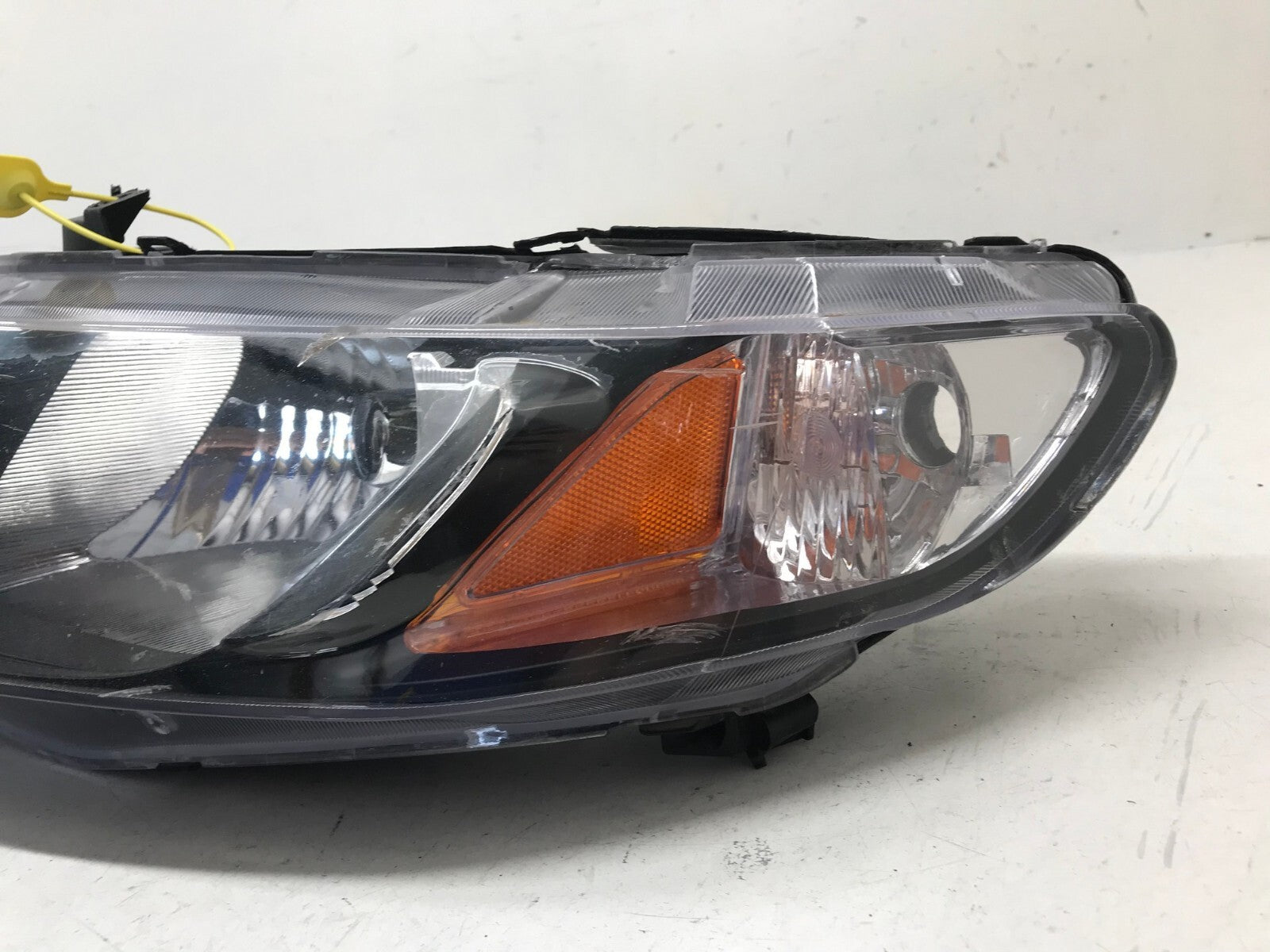 Headlight Damaged Driver LH Left 2006-2011 Honda Civic Sedan 33151SNAA02 OEM