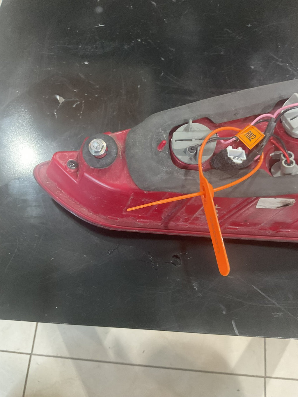 Inner Tail Light Left Driver LH 16-18 Hyundai Tucson 92408+D3 OEM