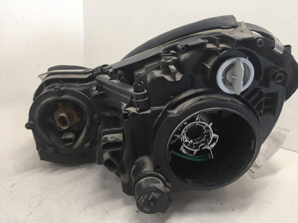 Halogen Headlight Damaged Passr RH for Mercedes E Class E320 E500 03 06 OEM