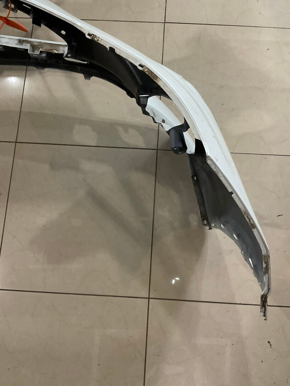 Front Bumper Cover White 2020 Toyota Highlander 52119+0E400 OEM