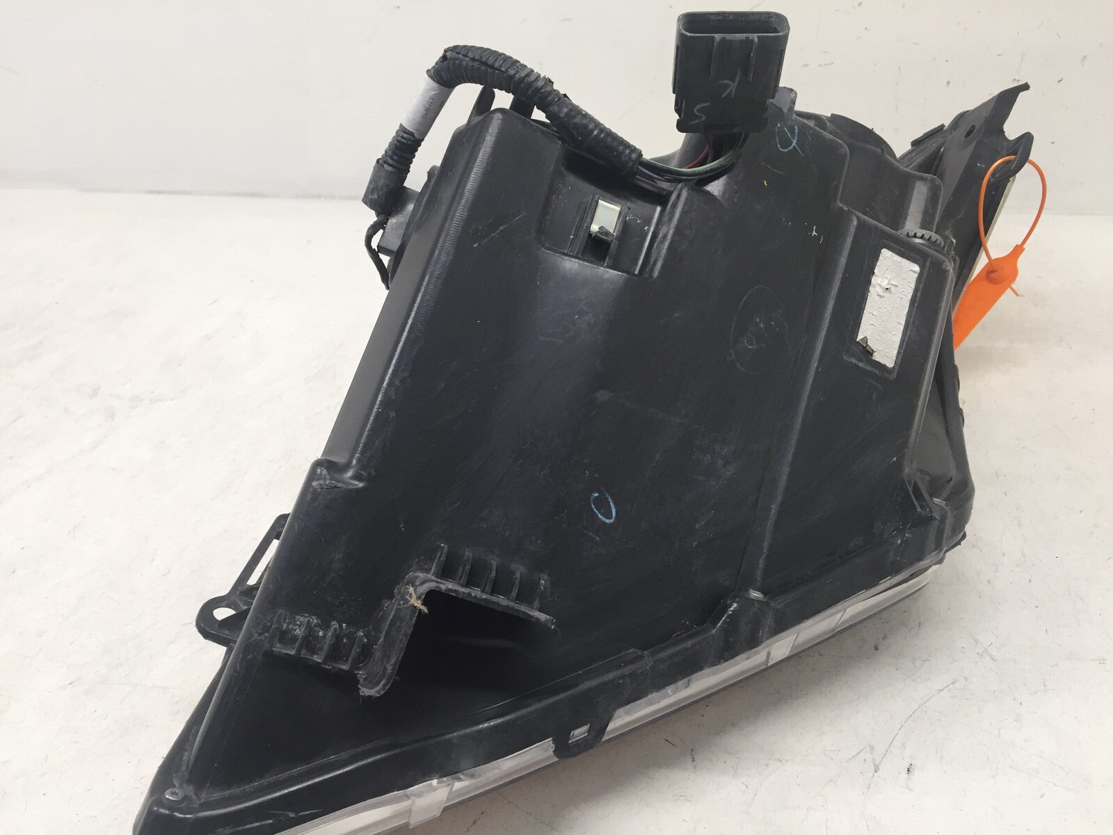 Headlight Damaged Left Driver LH Cadillac SRX 2010-2016 948327-0 OEM2