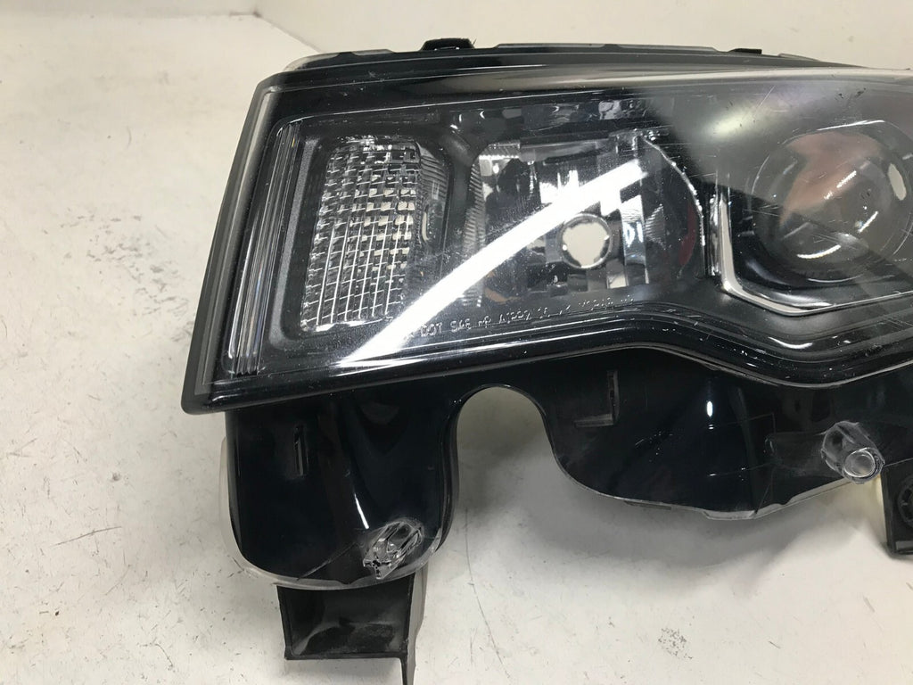 Headlight Damaged Left LH Driver Jeep Grand Cherokee 17-19 68266647AD OEM