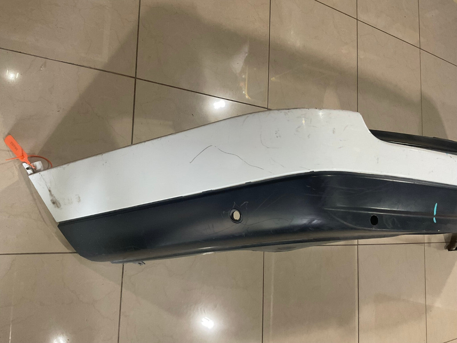 Rear Bumper Cover White 2014-2017 Land Rover Range Rover ck52+17c945+aa OEM